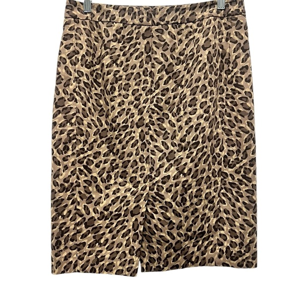 Loft Animal Leopard print pencil skirt. NWOT size 6. Shades of Brown & Tan. - Picture 3 of 10
